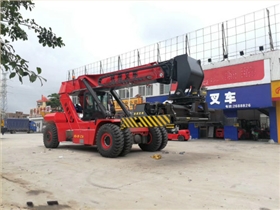 杭叉45噸正面吊2 杭叉45噸正面吊2