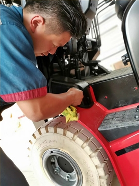 叉車(chē)保養(yǎng) 叉車(chē)保養(yǎng)