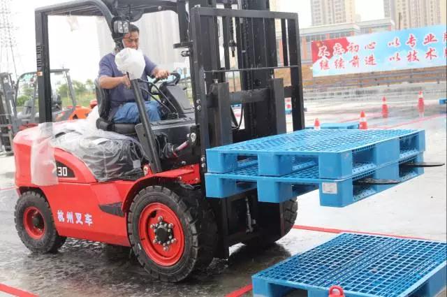 叉車技能培訓3 叉車技能培訓3