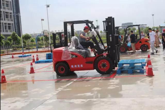 叉車技能培訓2 叉車技能培訓2