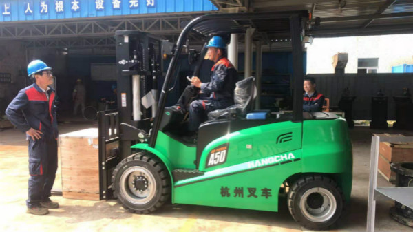 恭喜你!在50歲之前知道了這份杭叉叉車作業步驟! 恭喜你!在50歲之前知道了這份杭叉叉車作業步驟!