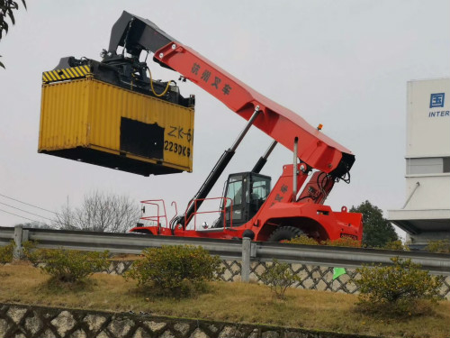 杭叉45噸正面吊3 杭叉45噸正面吊3