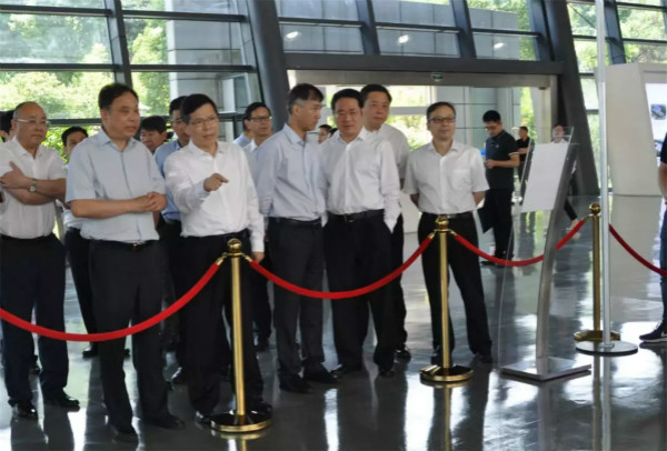 走訪調(diào)研 走訪調(diào)研