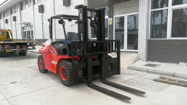 內燃叉車 內燃叉車