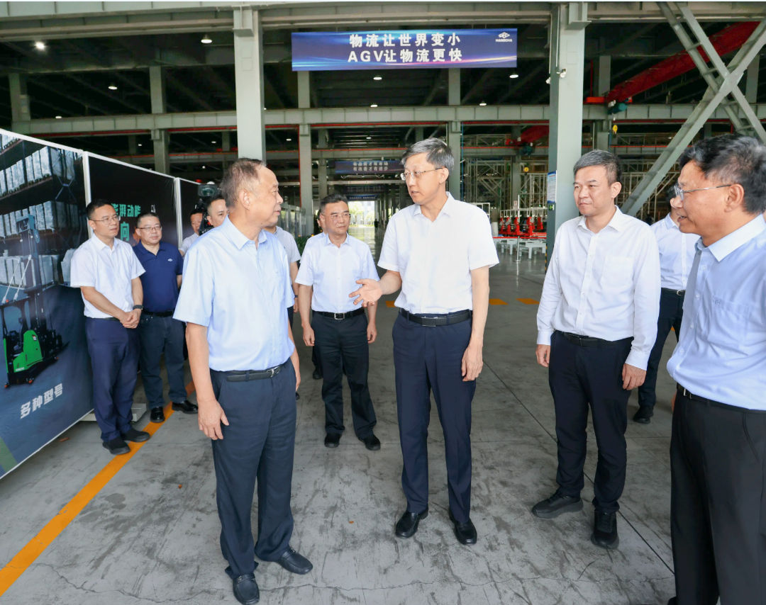 省委常委、杭州市委書記劉非調(diào)研杭叉集團(tuán) 省委常委、杭州市委書記劉非調(diào)研杭叉集團(tuán)