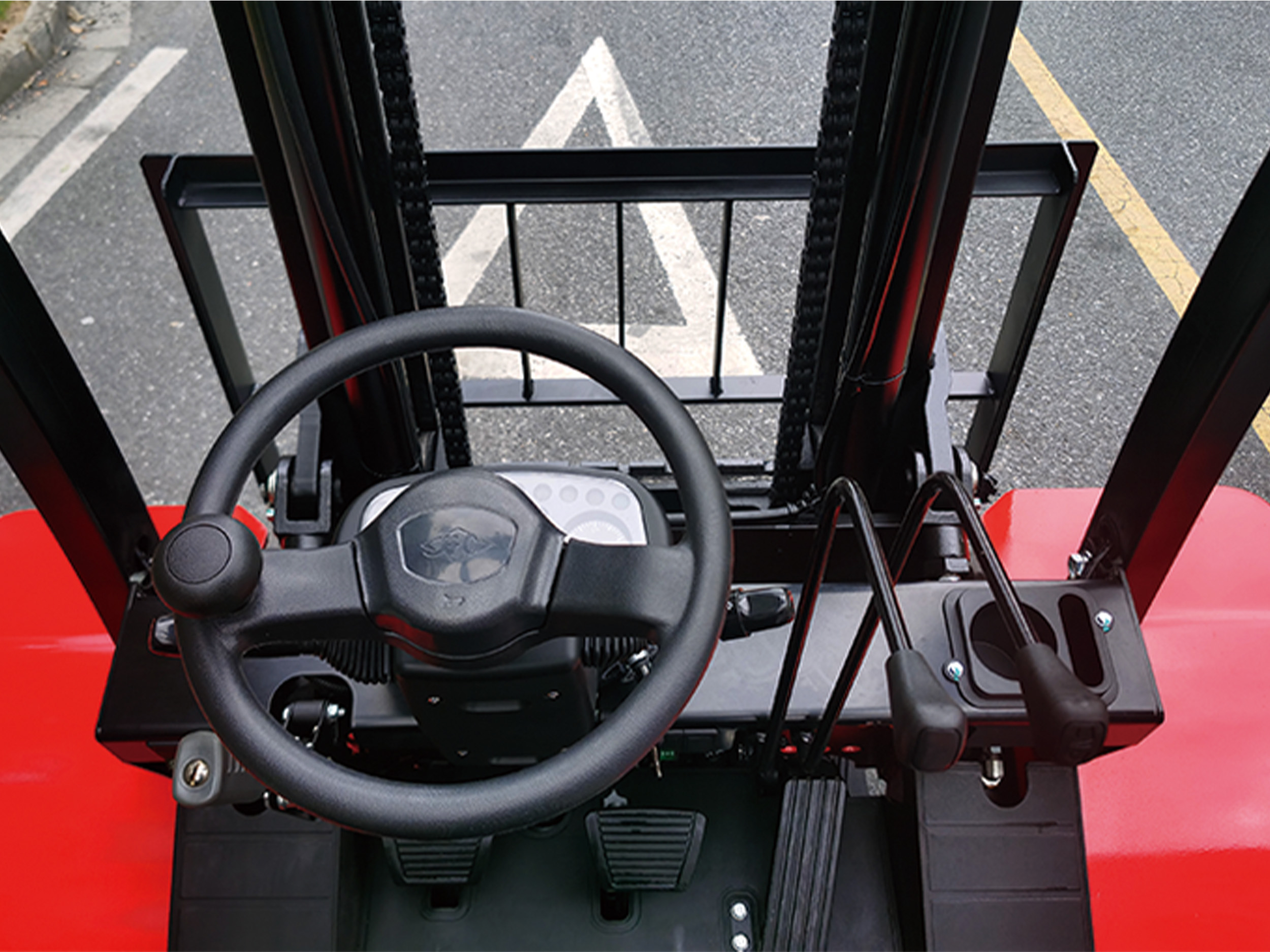 A系列3-3.5噸高通過性內燃平衡重式叉車 A系列3-3.5噸高通過性內燃平衡重式叉車